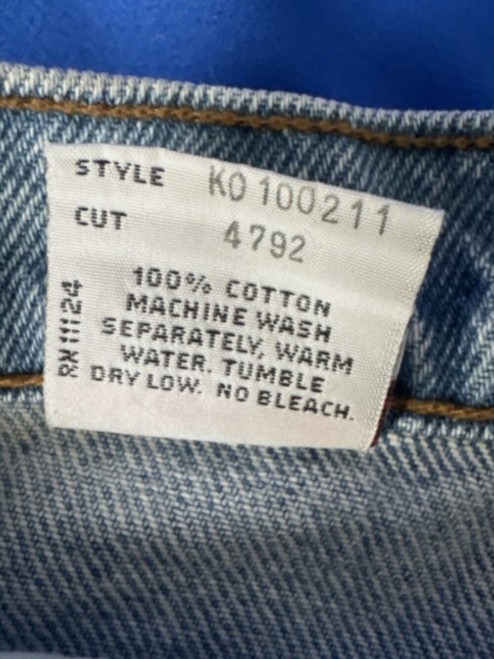 Vintage Guess Denim Midi Skirt Light Wash Logo Back Pocket Girls 12, XXS Jrs. - Picture 9 of 9